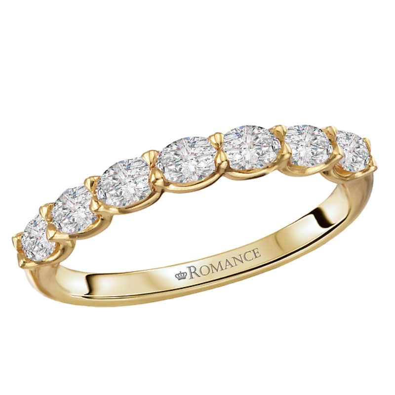 Oval Shaped Diamond Staight Front Wedding Band