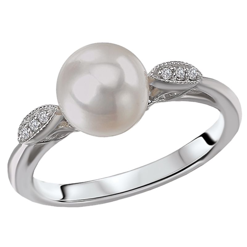 Ladies Fashion Pearl Ring