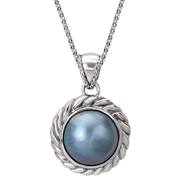 Ladies Fashion Pearl Pendant