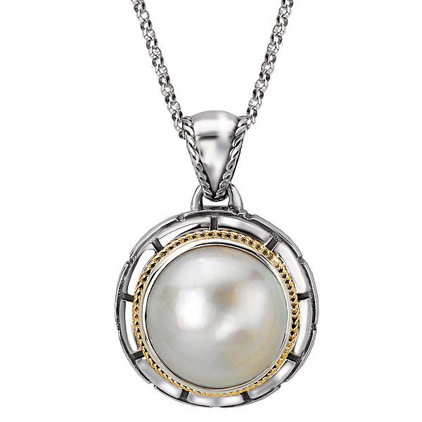 Ladies Fashion Pearl Pendant